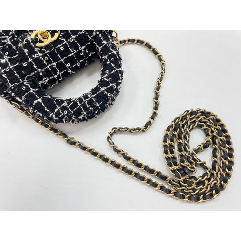 CHANEL Shoulder Bag black WS34292