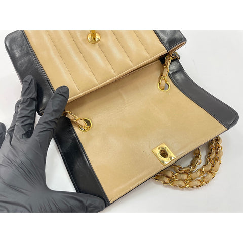 CHANEL Shoulder Bag beige WS34293