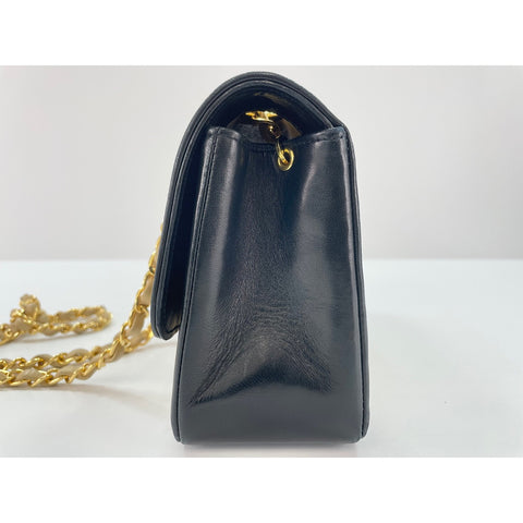 CHANEL Shoulder Bag beige WS34293