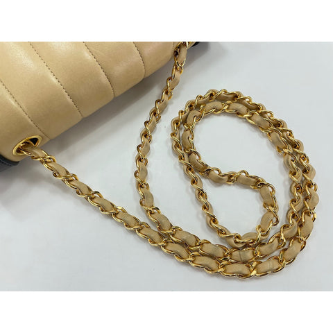 CHANEL Shoulder Bag beige WS34293