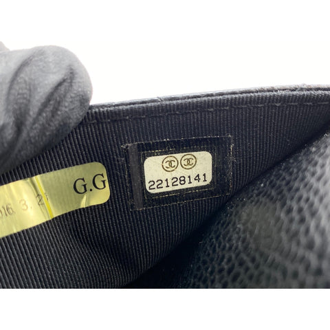 CHANEL Mini Matelasse Umhängetasche schwarz WS34319