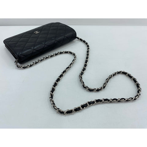 CHANEL Mini Matelasse Umhängetasche schwarz WS34319
