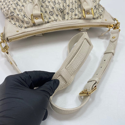 LOUIS VUITTON Marina PM Handbag white WS34342
