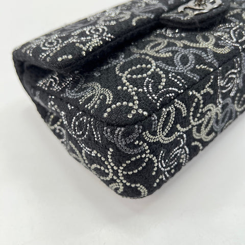 CHANEL Shoulder Bag black WS34350