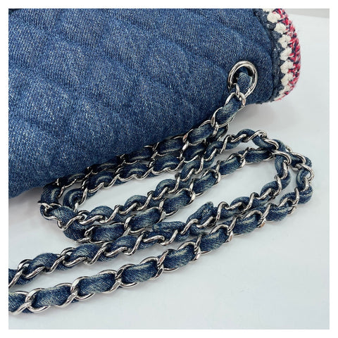 CHANEL Matelasse Shoulder Bag Navy WS34351