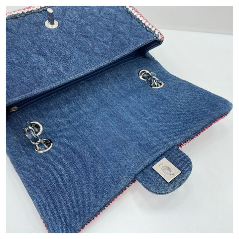 CHANEL Matelasse Shoulder Bag Navy WS34351