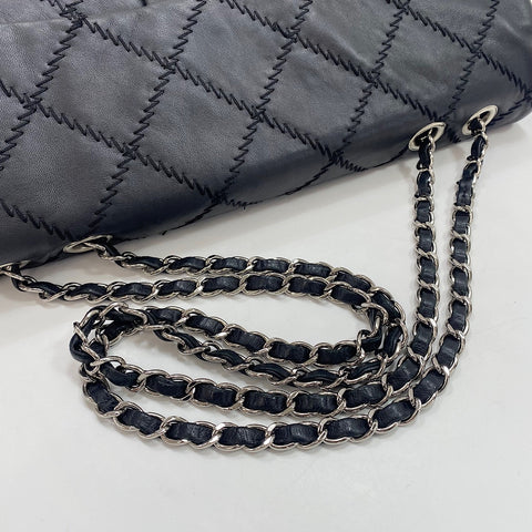 CHANEL Shoulder Bag black WS34361