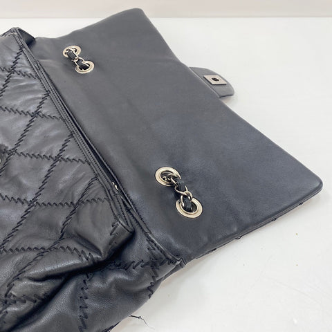 CHANEL Shoulder Bag black WS34361
