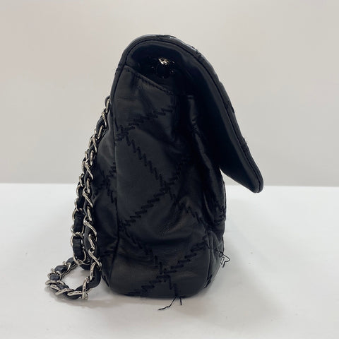 CHANEL Shoulder Bag black WS34361