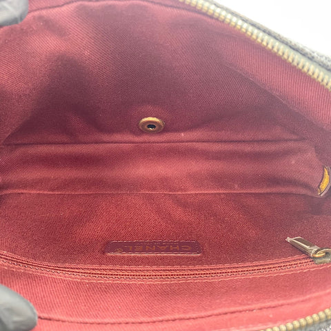 CHANEL Matelasse 25 Shoulder Bag black WS34363
