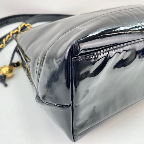 CHANEL medium Tote Bag black WS34776