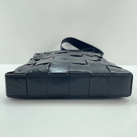 BOTTEGAVENETA cassette Messenger bag black WS34798