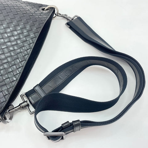 BOTTEGAVENETA INTRECCIATO Shoulder Bag black WS34799