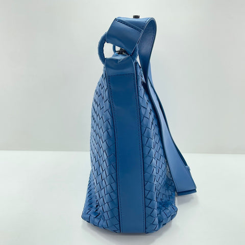 BOTTEGAVENETA INTRECCIATO Shoulder Bag blue WS34843