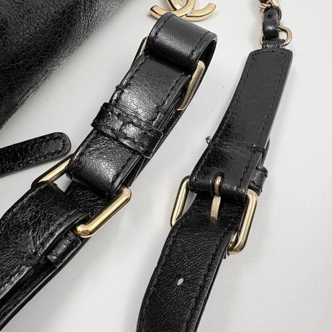 CHANEL Matelasse body bag black WS34935
