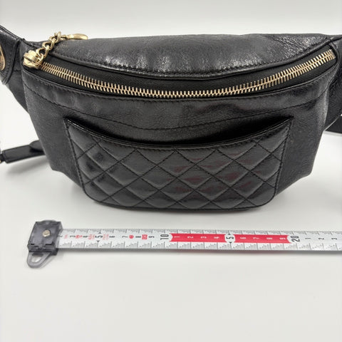 CHANEL Matelasse body bag black WS34935