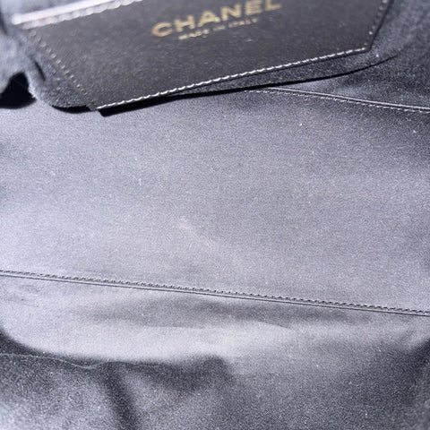 CHANEL Matelasse Small Handbag black WS34937