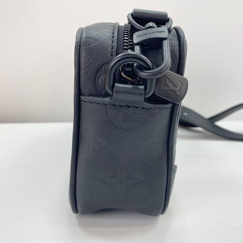 LOUIS VUITTON Trocadero Wearable Wallet Shoulder Bag black WS34963
