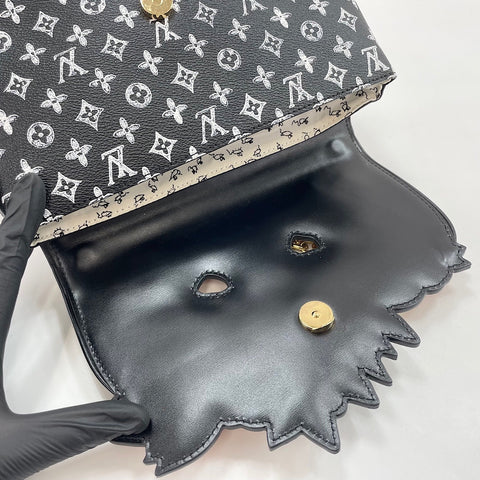 LOUIS VUITTON Cat pochette Shoulder Bag multicolor WS34985
