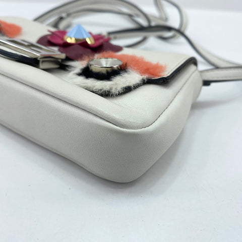 FENDI Micro bucket Shoulder Bag white WS34992