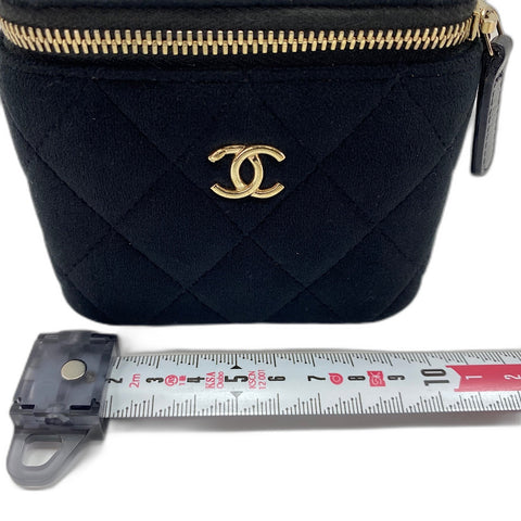 CHANEL Matelasse Shoulder Bag black WS35044