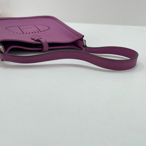 HERMES Evelyn 1TPM Shoulder Bag purple WS35092