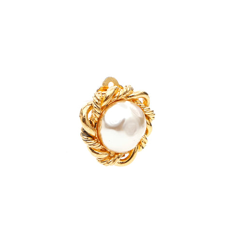 Chanel Pearl Earrings Gold WS3597