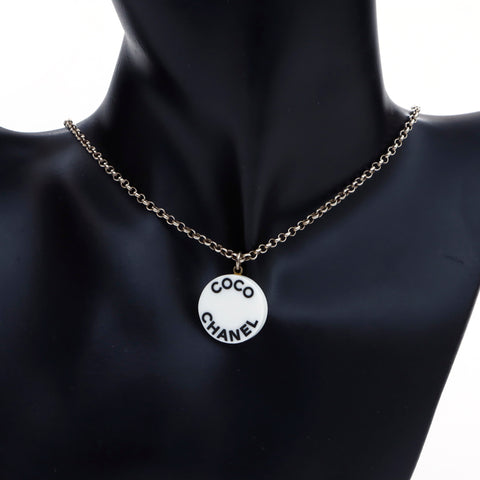 Chanel Chanel Logo Collier Silver x White WS3964