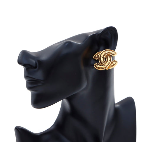 Chanel Coco Mark Matelasse GP 90s Boucles d'oreilles en or WS4114