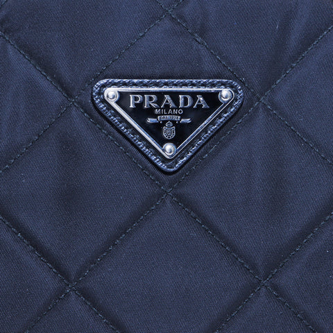 プラダ PRADA サフィアーノトライアングル キルティング ブラック シンプル シルバー金具 三角タグ ショルダーバッグ ブラック WS4147