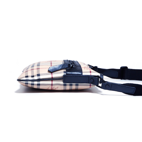 Burberry PVC Leder Nova Check Casual Simple Männerwomen -Umhängetasche Beige WS4151