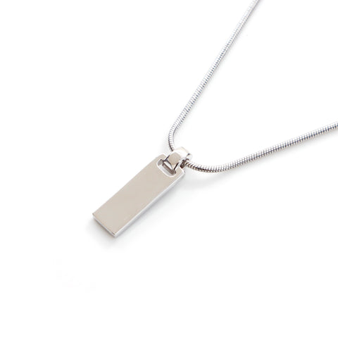 Christian Dior Logo Plate Collier Silver WS4166