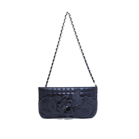 Chanel Pochette Camellia Chain Umhängetaschen Lambskin Schwarz WS4209