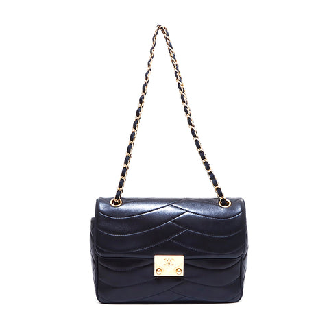 Sac à bandoulière en peau d'agneau Chanel Black WS4397