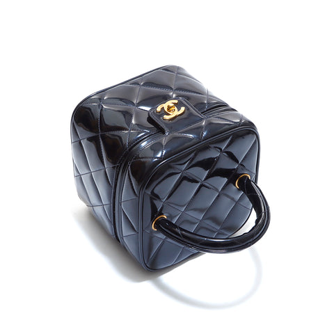 Chanel Chanel Coco Mark Eitelkeit Eipfel mit Spiegel Turnlock Handtasche Schwarz WS4411