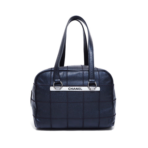 香奈儿鱼子酱皮肤香奈儿巧克力棒10号肩袋黑色WS4701