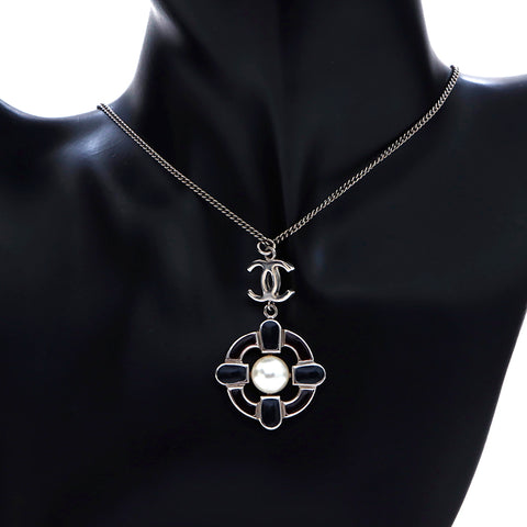 Chanel Coco Mark Pearl B14 Collier Silver WS4720