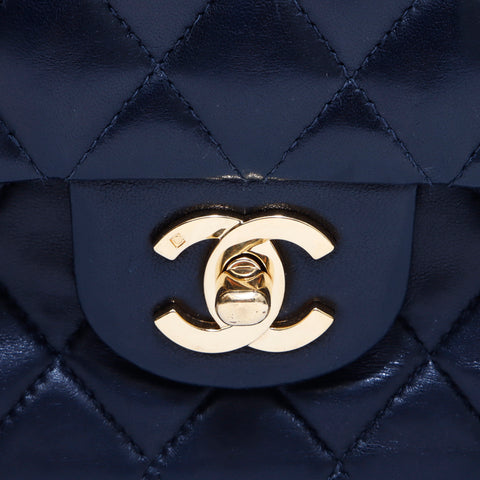 シャネル CHANEL ダブルフラップ マトラッセ ショルダーバッグ レザー ブラック WS4789