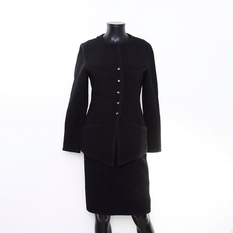Chanel Tweed Size 40 Suit Setup Black WS5359