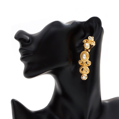 Christian Dior Pearl Rhinaistone Oreing Boucles Gold WS5515