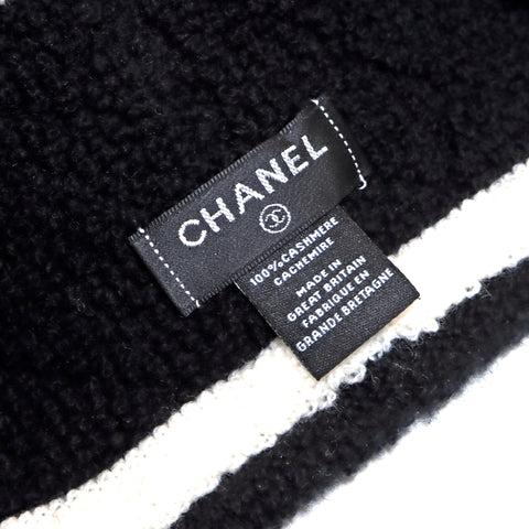 Chanel Coco Mark 2020s Strickkappe weiß x Schwarz WS5807