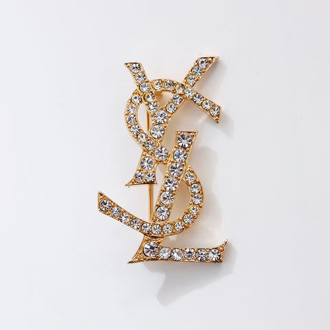 YSL(イヴ・サンローラン) ロゴブローチ - チャーム YSL(イヴ・サンローラン) ロゴブローチ - チャーム