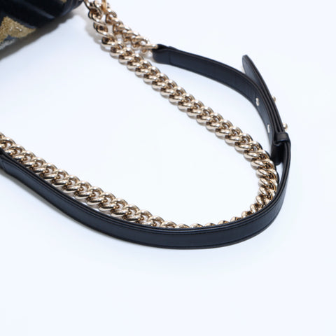 Chanel Boy Chanel Boa肩带皮革黑色WS6273