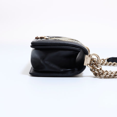 Chanel Boy Chanel Boa肩带皮革黑色WS6273