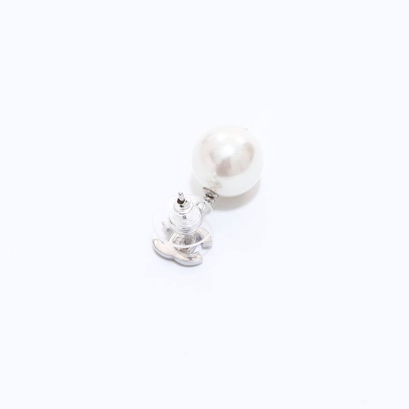 シャネル CHANEL パール ココマーク ピアス シルバー WS6573 – NUIR
