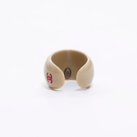 CHANEL bague ronde coquillage de lune coco Bague Beige rouge WS6624