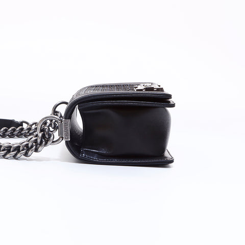 シャネル CHANEL ボイシャネル メッシュ ショルダーバッグ ブラック WS6855