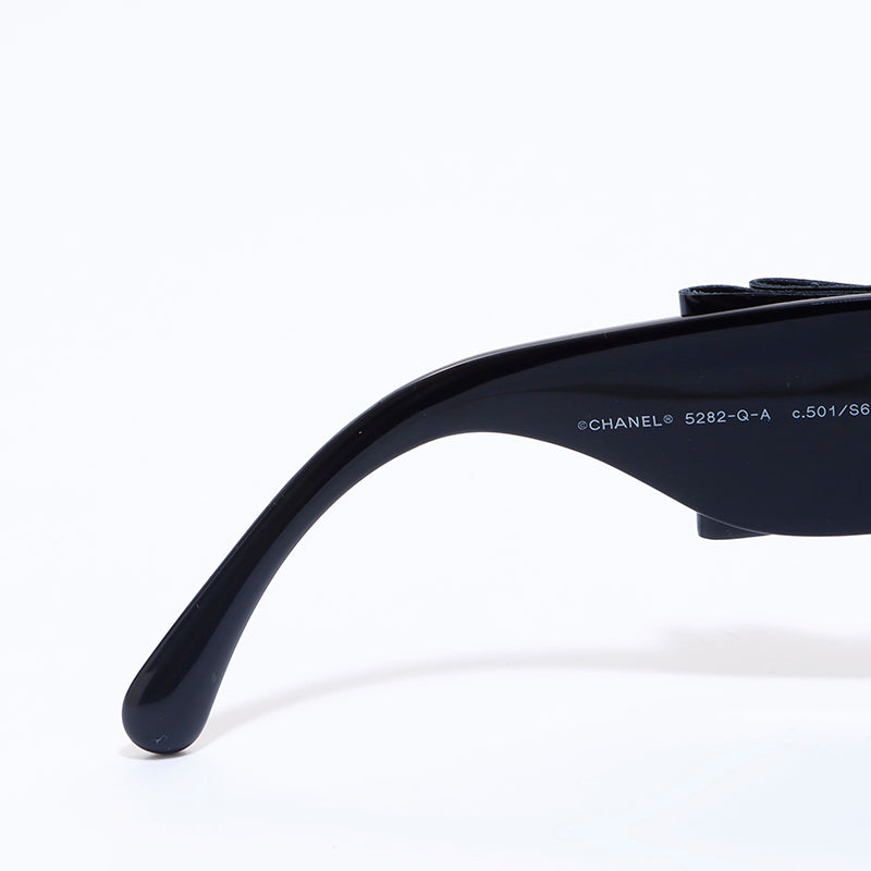 Chanel CHANEL 2000s ribbon Coco mark sunglasses black WS6868