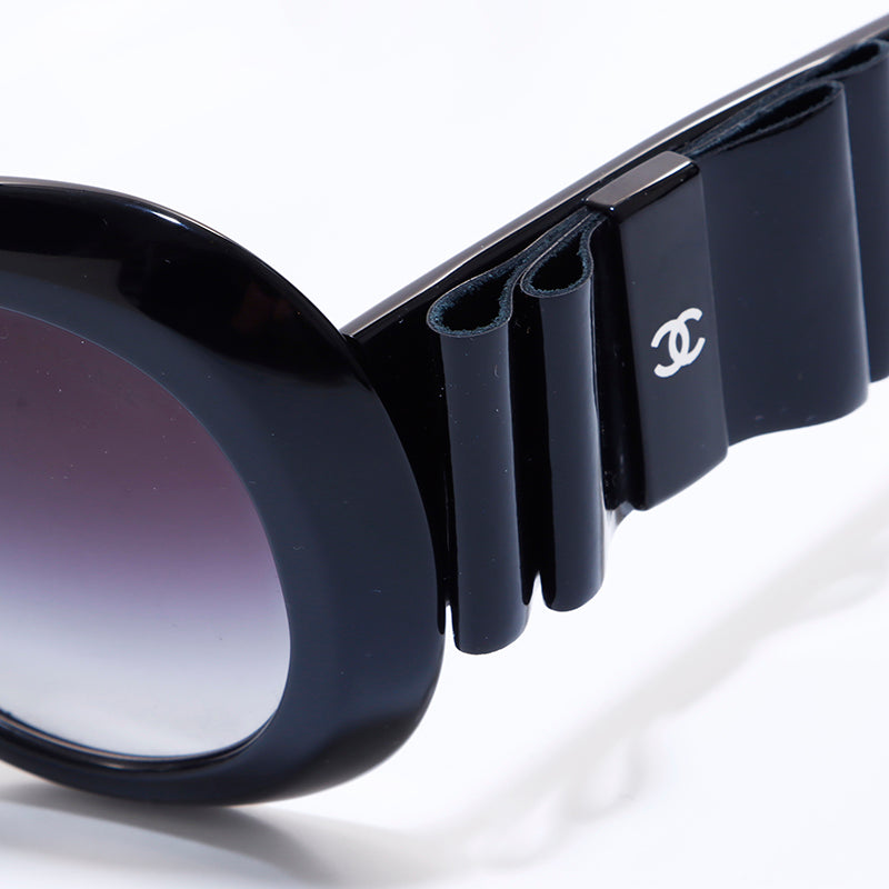 Chanel CHANEL 2000s ribbon Coco mark sunglasses black WS6868