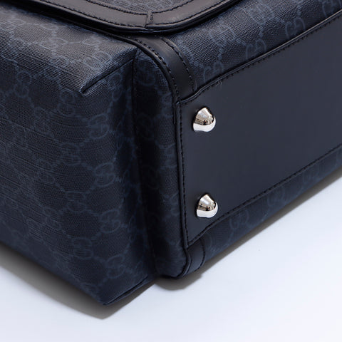 Sac à bandoulière GUCCI GG Supreme Shelly Line noir WS7027